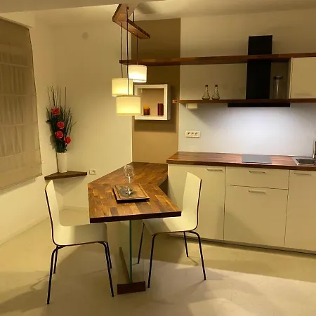 Apartma Sova *